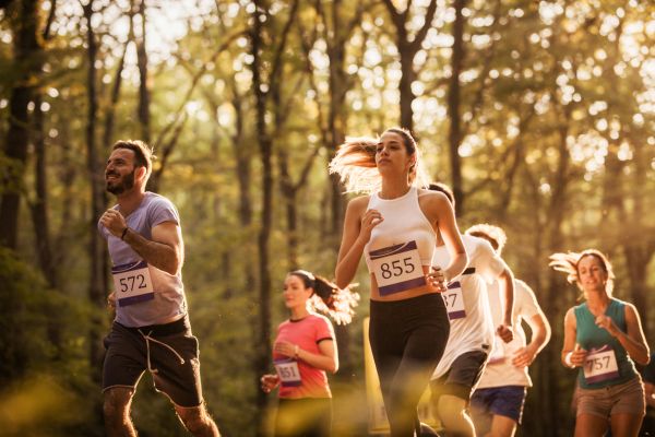 Conseils pour récupérer après un marathon : approche naturelle et durable